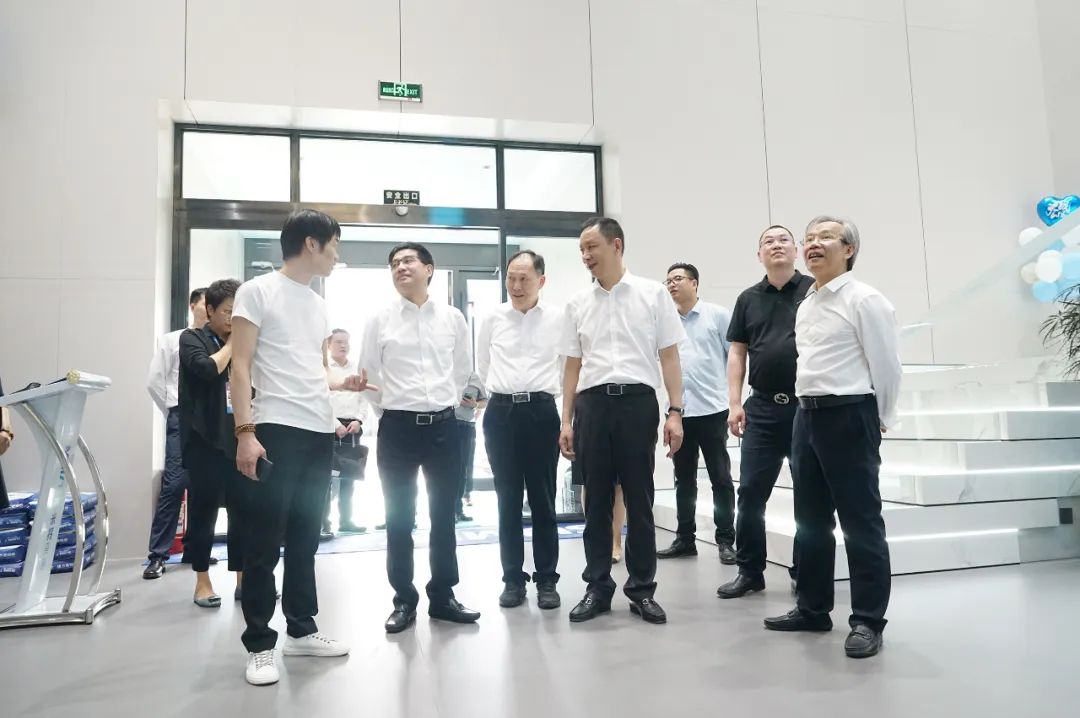 ed_1688437672263397.jpg 5.jpg